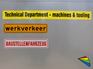 Diverse magneetplaat stickers met opdruk